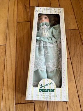 Seymour Mann Mint Green Connoisseur Collection Porcelain Doll